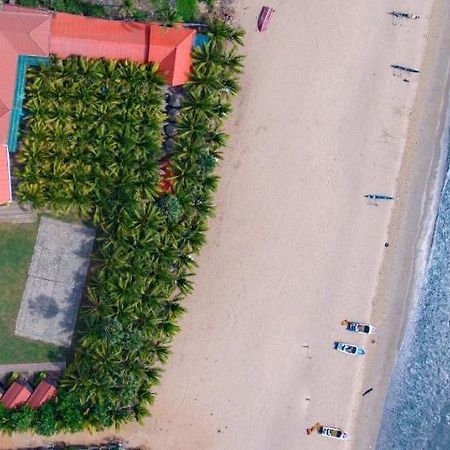 Jkab Beach Resort Trincomalee Eksteriør bilde