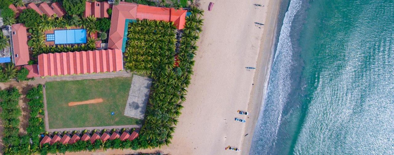 Jkab Beach Resort Trincomalee Eksteriør bilde