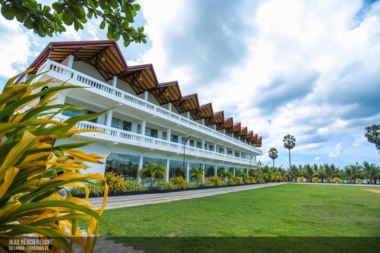 Jkab Beach Resort Trincomalee Eksteriør bilde