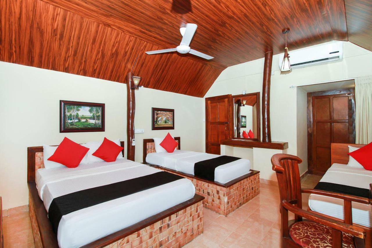 Jkab Beach Resort Trincomalee Eksteriør bilde