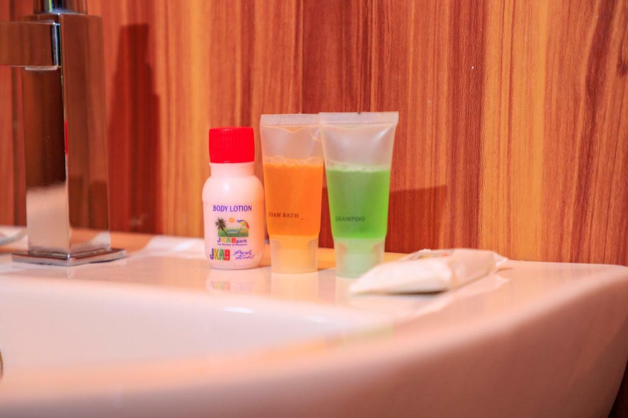 Jkab Beach Resort Trincomalee Eksteriør bilde