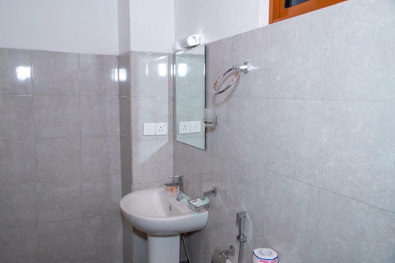 Jkab Beach Resort Trincomalee Eksteriør bilde