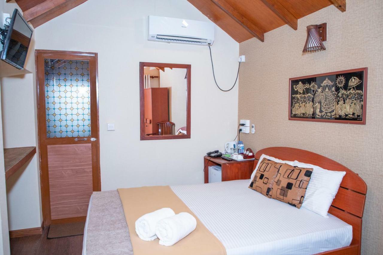Jkab Beach Resort Trincomalee Eksteriør bilde