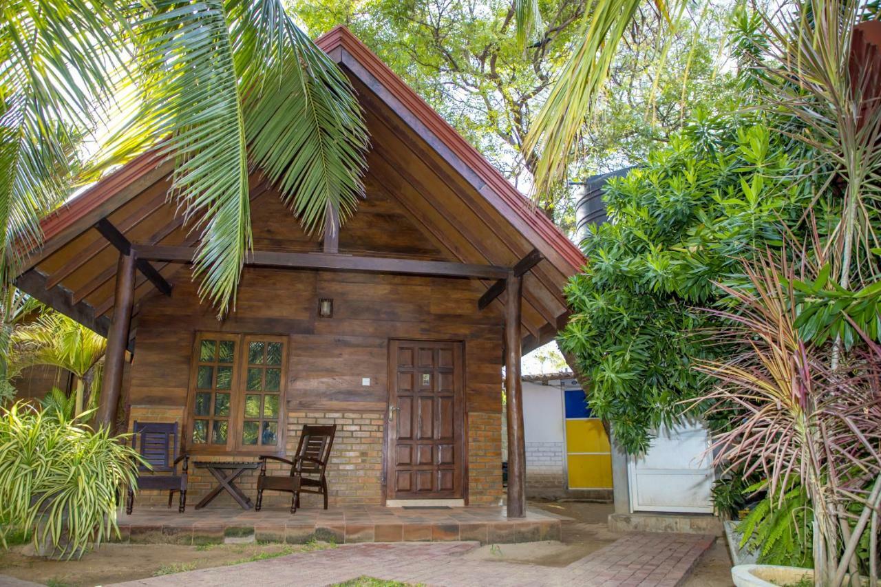 Jkab Beach Resort Trincomalee Eksteriør bilde