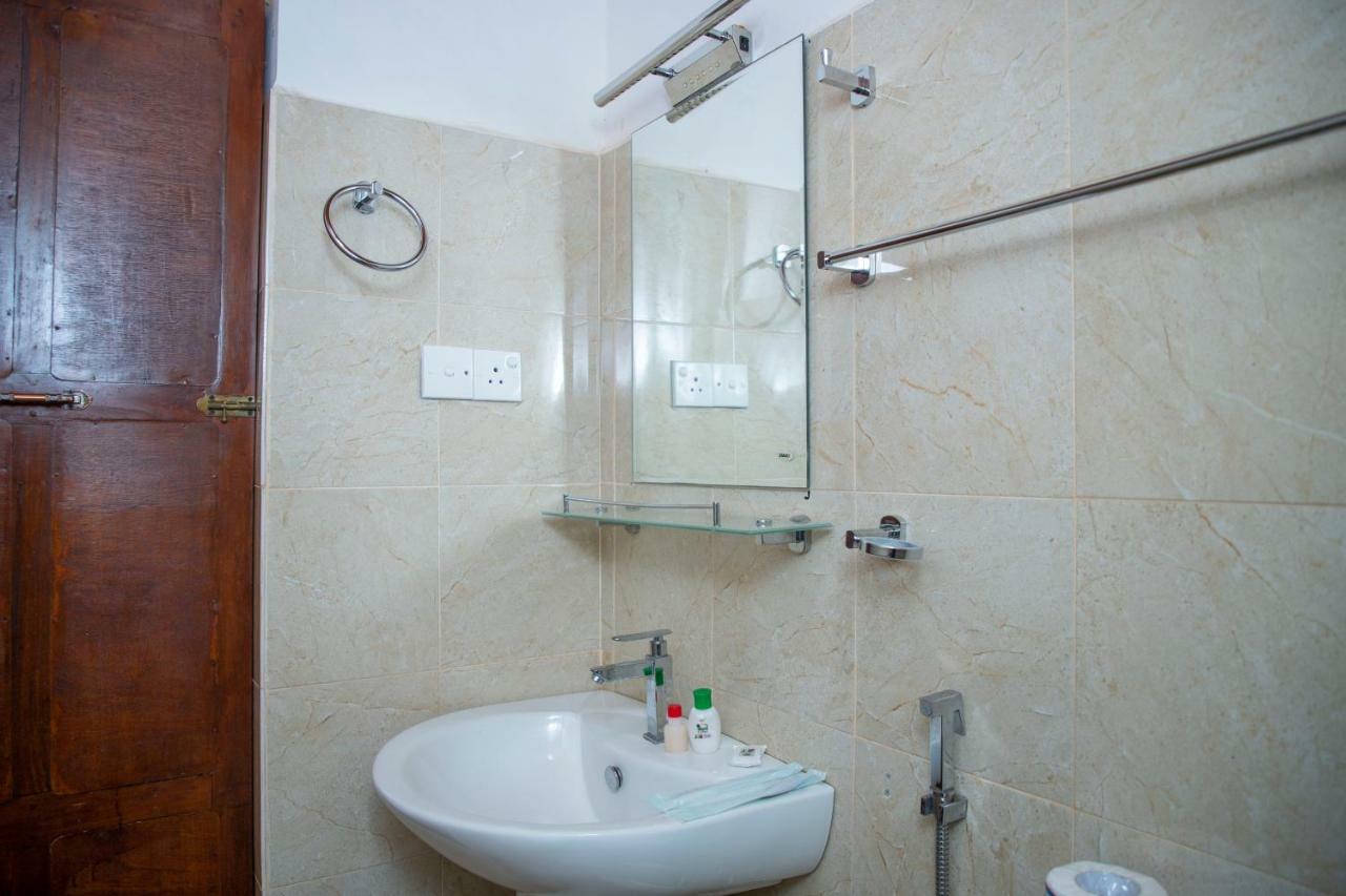 Jkab Beach Resort Trincomalee Eksteriør bilde