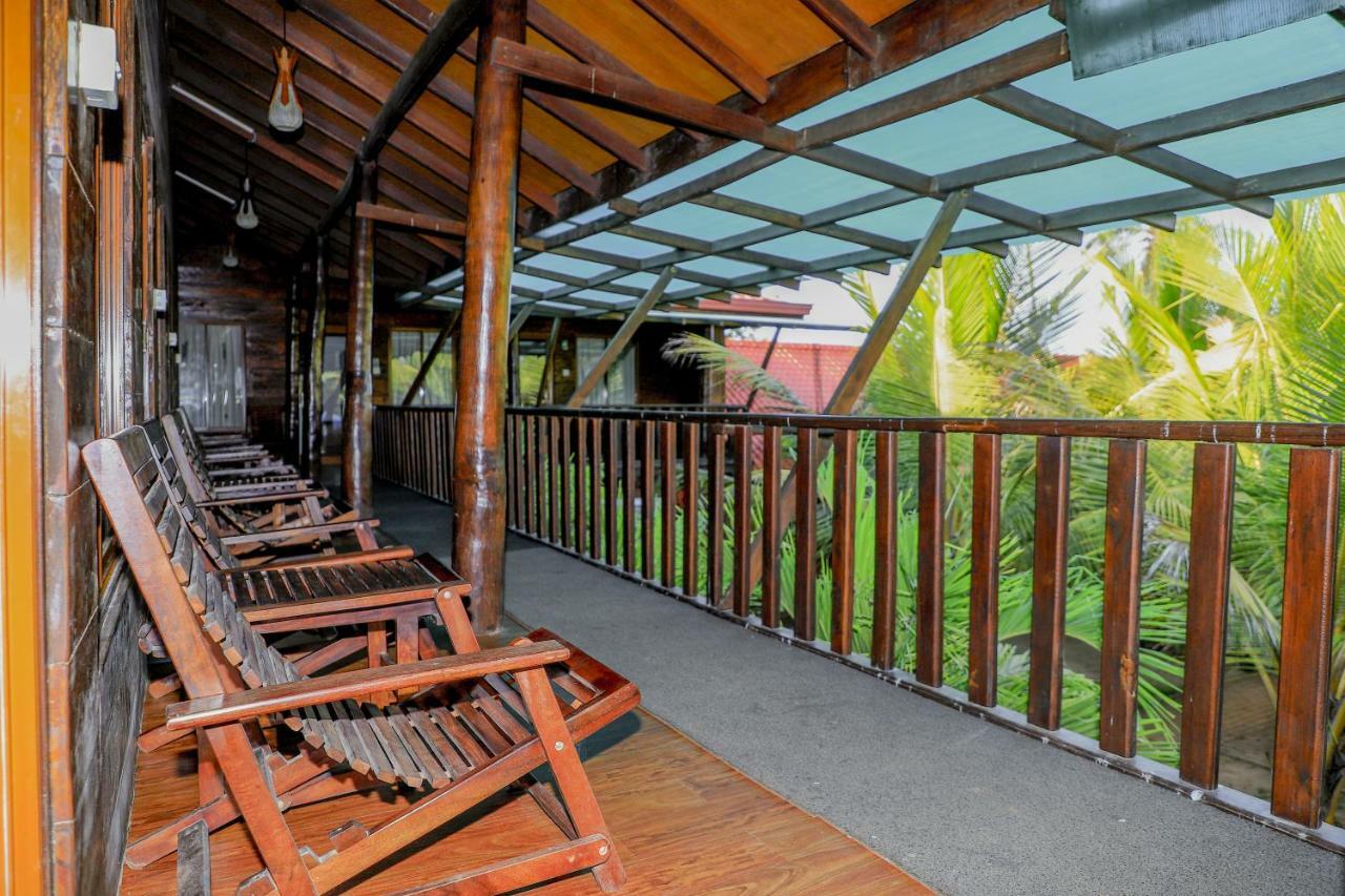 Jkab Beach Resort Trincomalee Eksteriør bilde