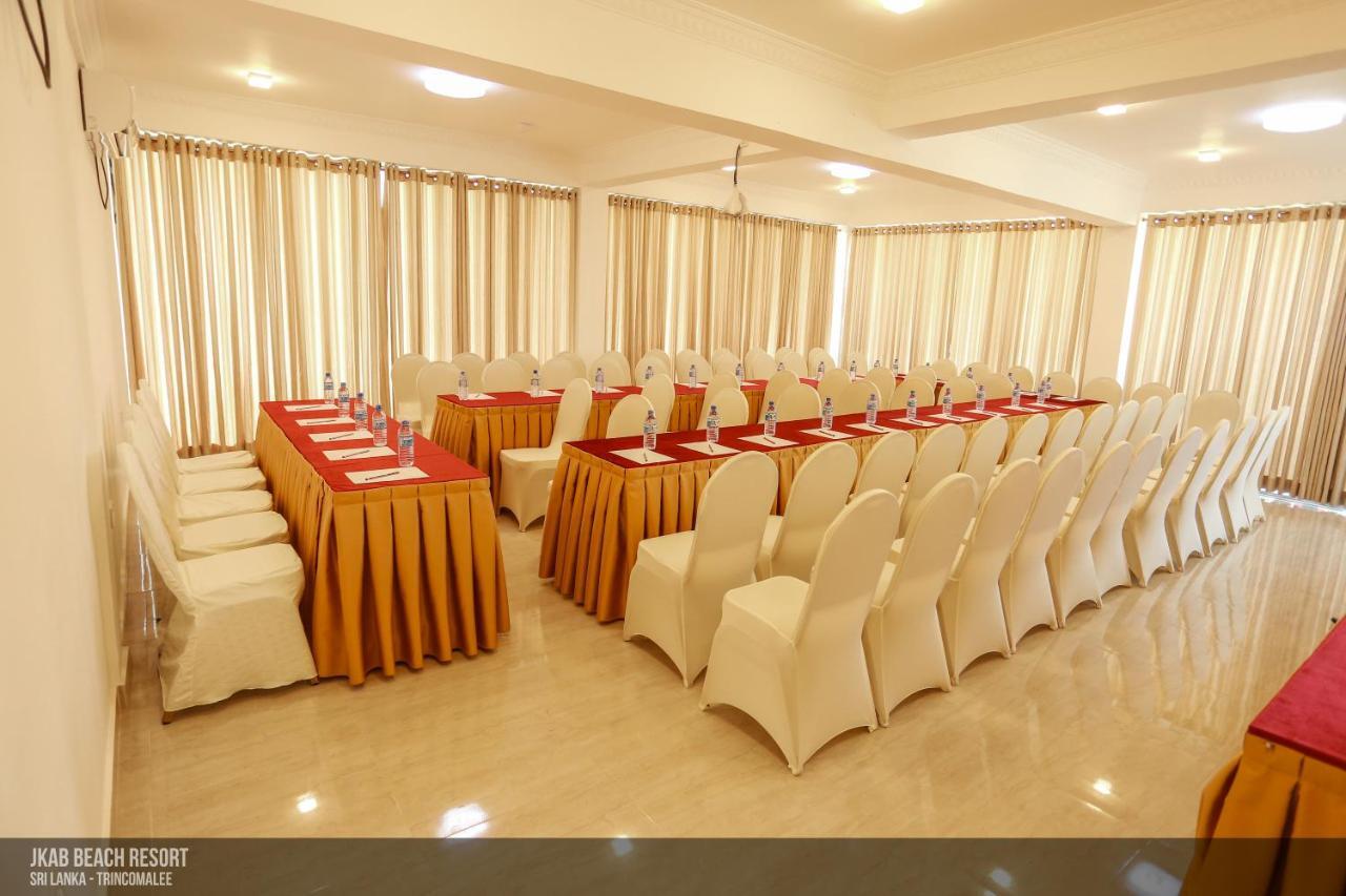 Jkab Beach Resort Trincomalee Eksteriør bilde